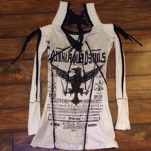 Salvage Long T Shirt. Size M.